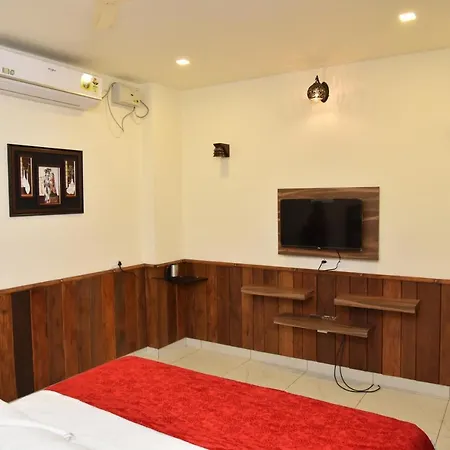 Sree Ganesh Inn Palni Exterior photo